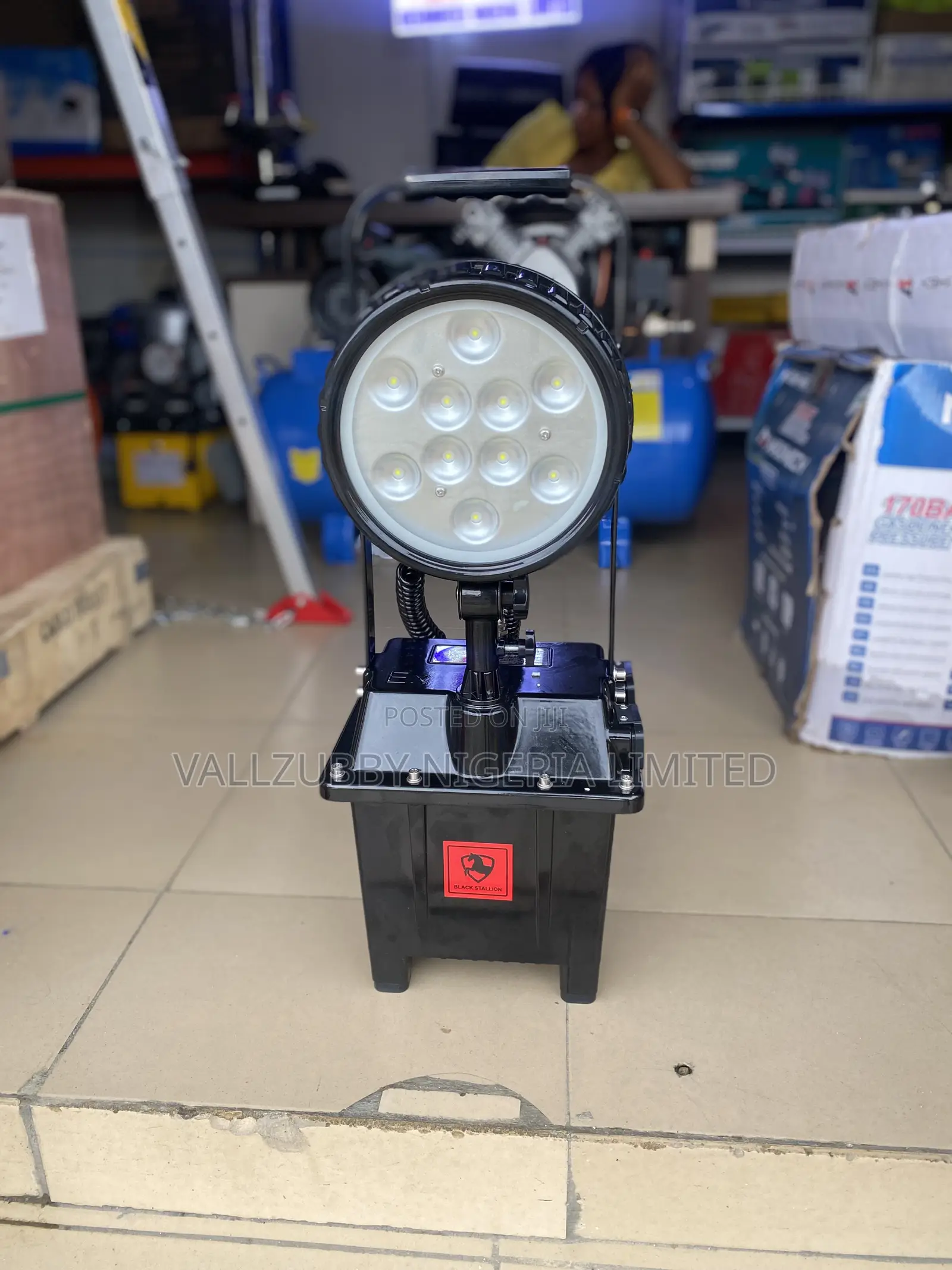 24v Explosion-Proof Led Work Light With Tripod Stand – Rechargeable
