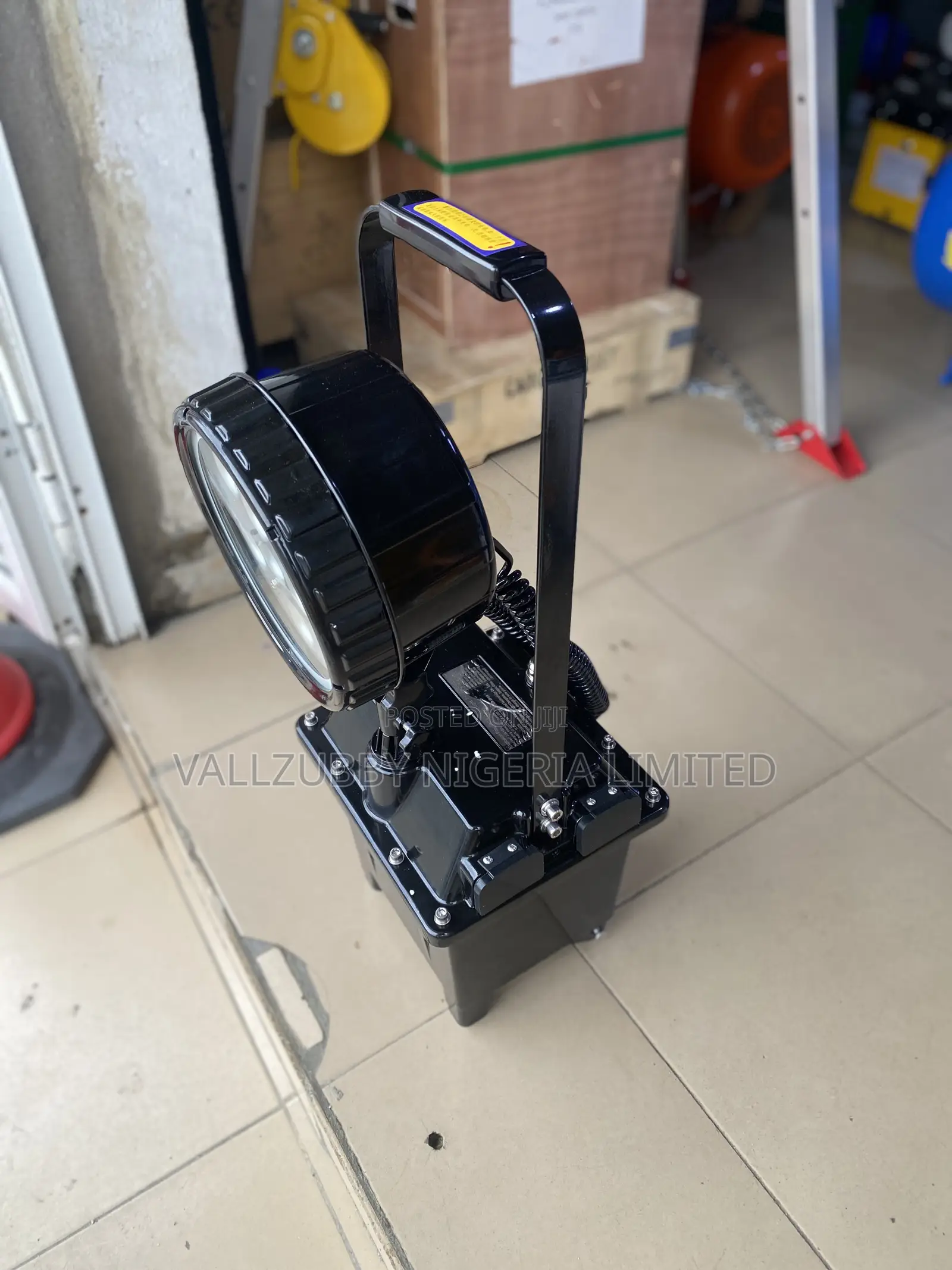 24v Explosion-Proof Led Work Light With Tripod Stand – Rechargeable