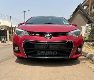 Toyota Corolla 2014 Red