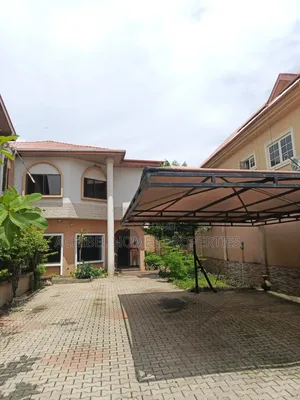 4bdrm Duplex in Off Admiralty Way, Lekki Phase 1 for rent