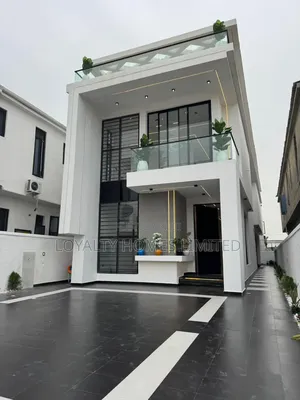 5bdrm Duplex in Ikota for sale