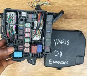 Engine Fusebox Toyota Yaris (2006-2011)