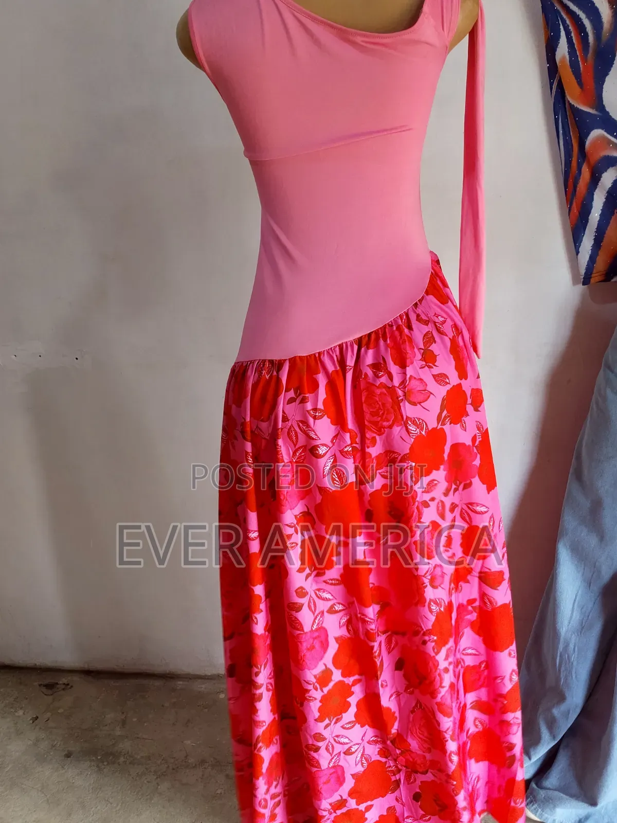 Amless Long Gown