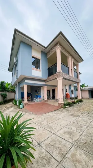 6bdrm Duplex in Good Land for sale