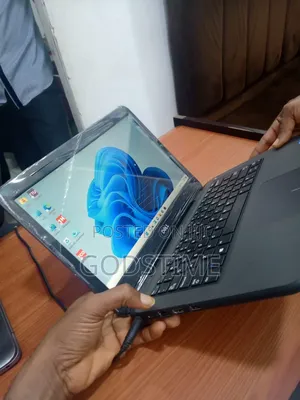 Laptop Dell Latitude 7400 8GB Intel Core i5 SSD 256GB