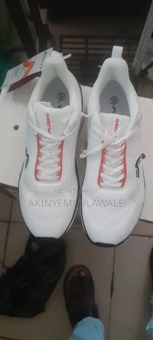 Crivit Shoe