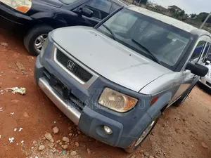 Honda Element 2003 Gray