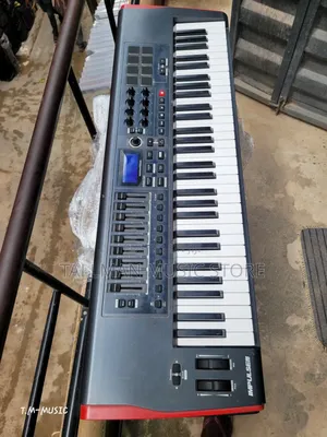 Novation Impulse 61