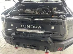 Toyota Tundra 2006 Gray