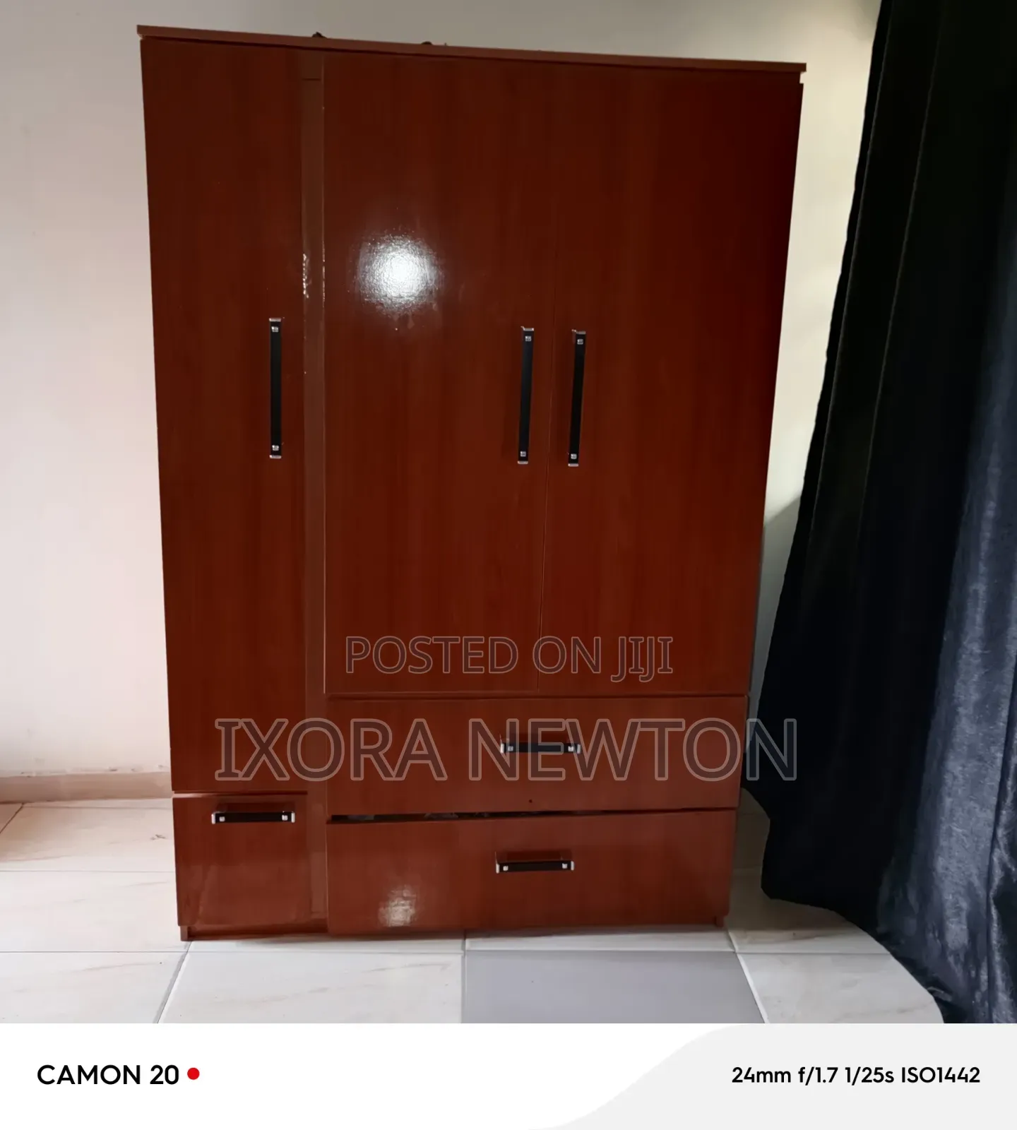 Wardrobe, 4by6