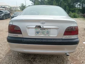 Toyota Avensis 2007 Silver