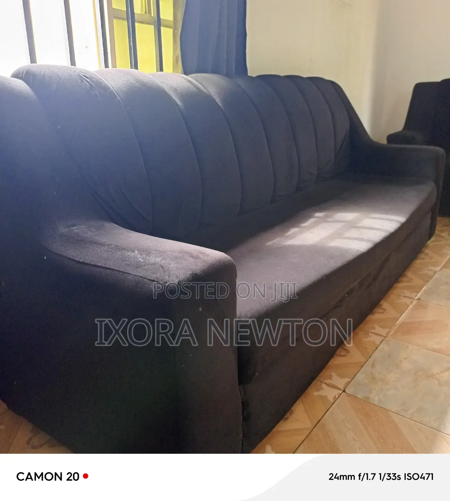 Couch, 4 Sitters Comfortable Soft Couch