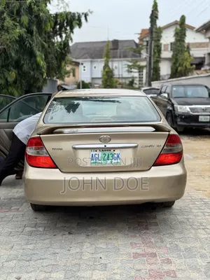 Toyota Camry 2002 Gold