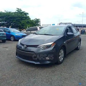 Toyota Corolla 2015 Gray