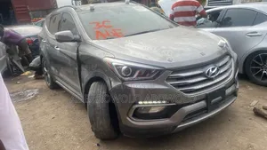 Hyundai Santa Fe SE Ultimate AWD 2017 Gray