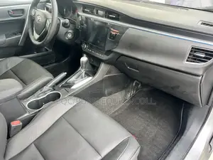 Toyota Corolla 2015 Silver