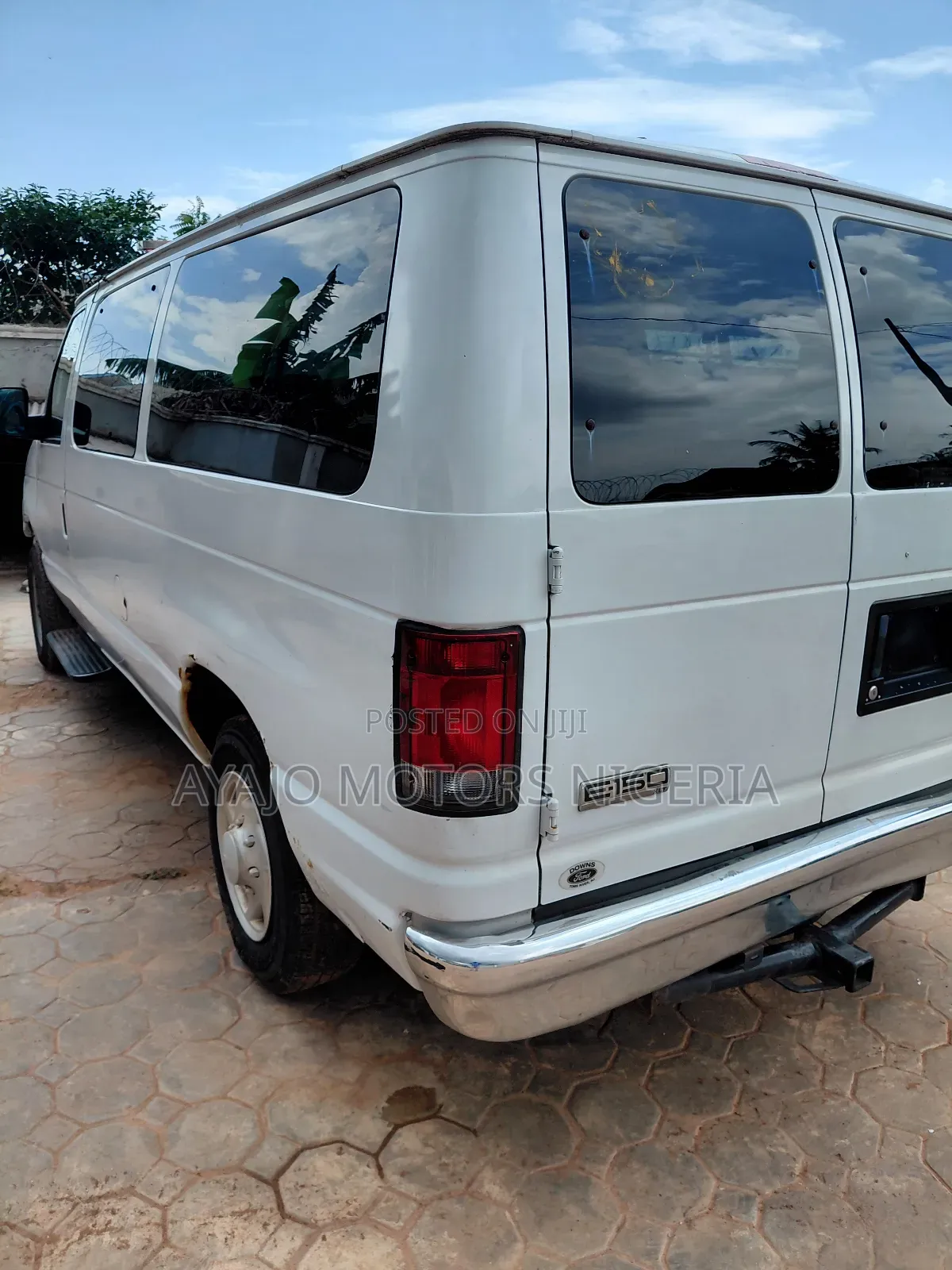 Ford E250 2007 White