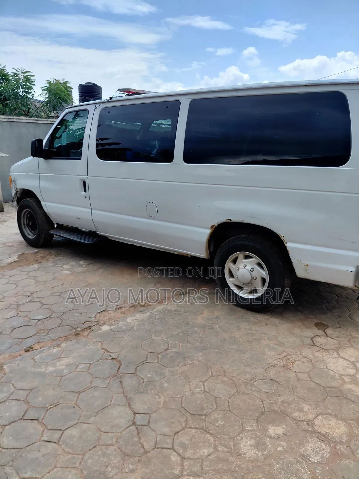 Ford E250 2007 White
