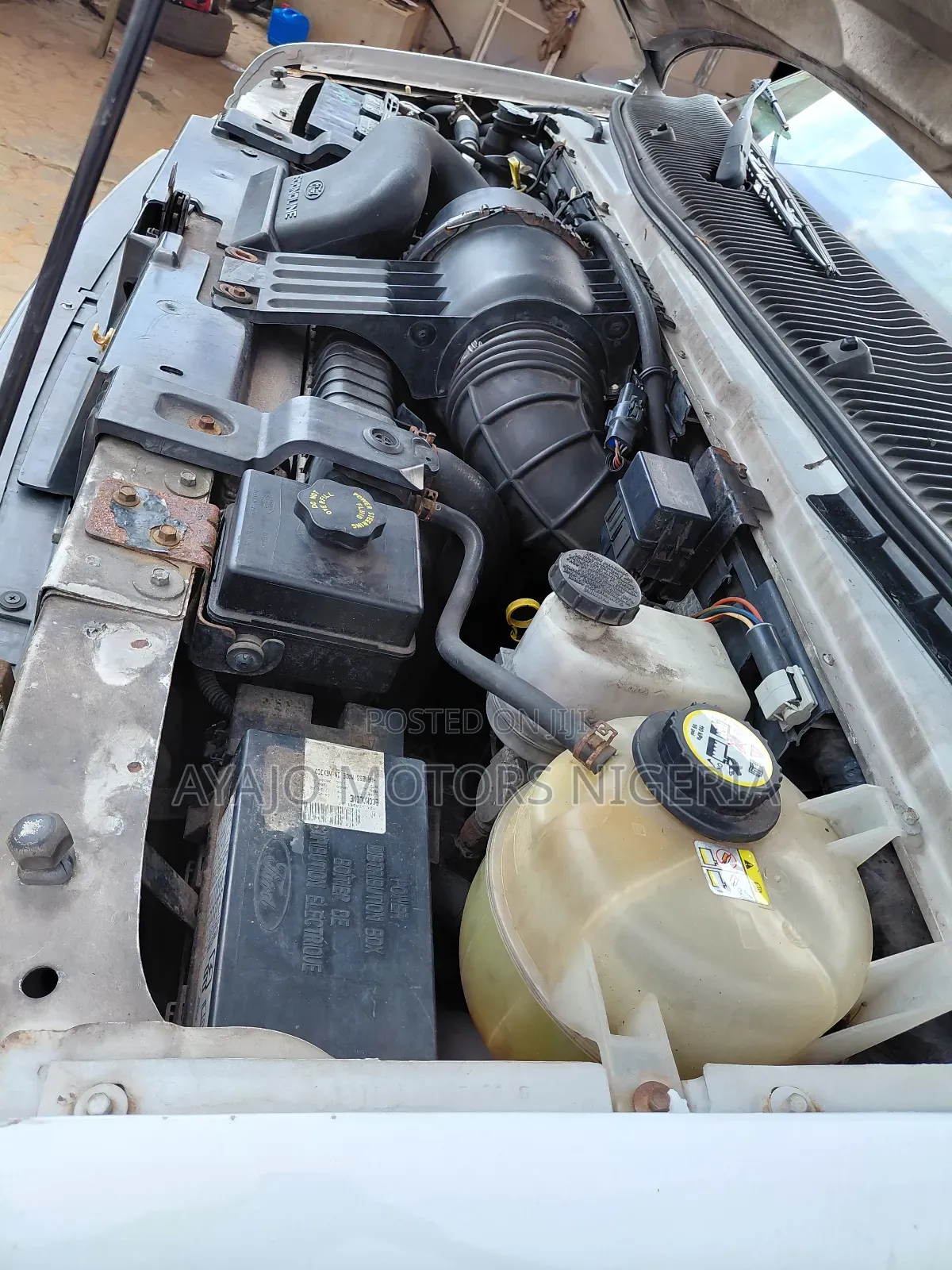 Ford E250 2007 White