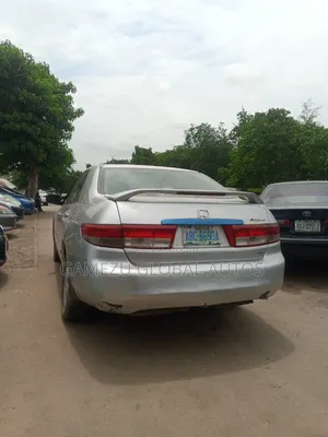 Honda Accord 2005 Silver