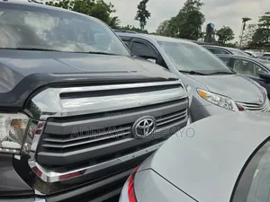 Toyota Tundra 2014 Gray