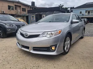 Toyota Camry 2013 Silver