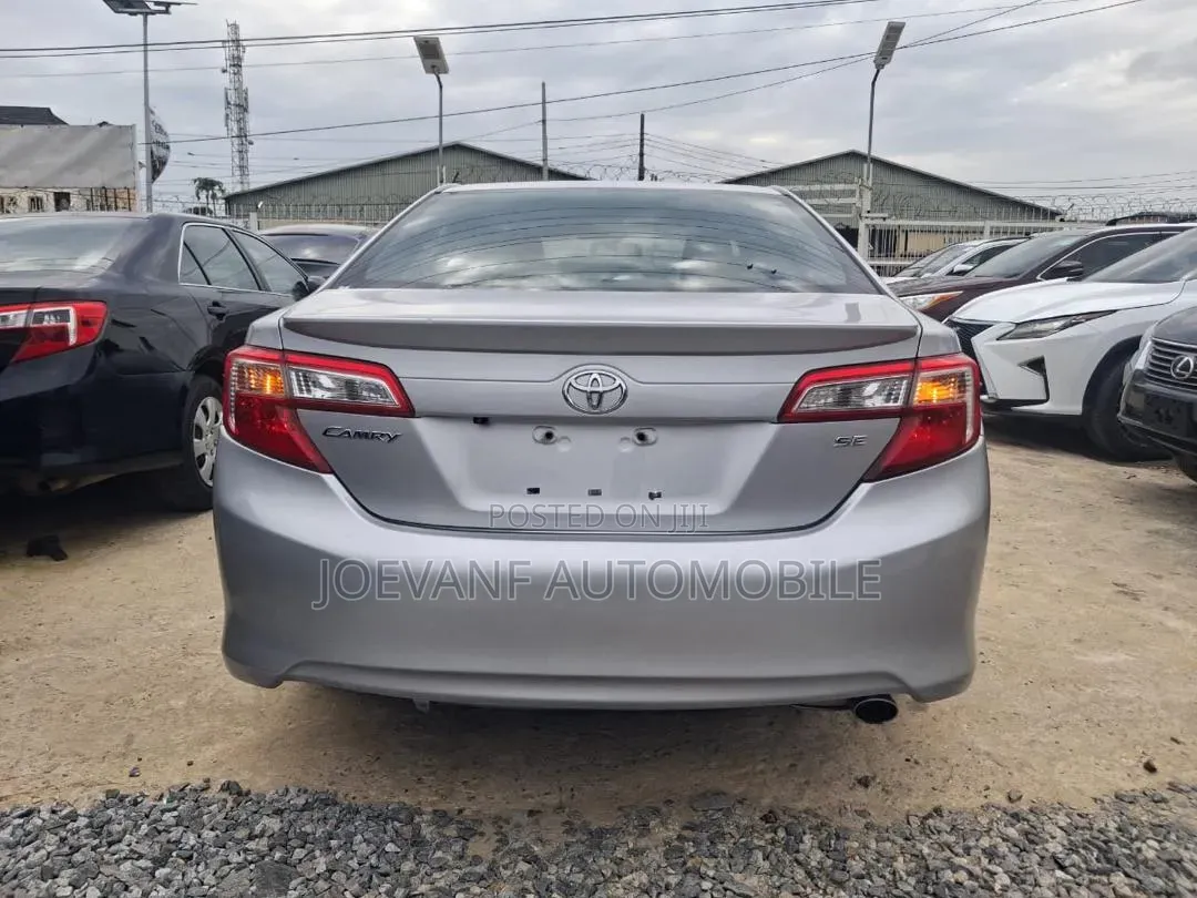 Toyota Camry 2013 Silver