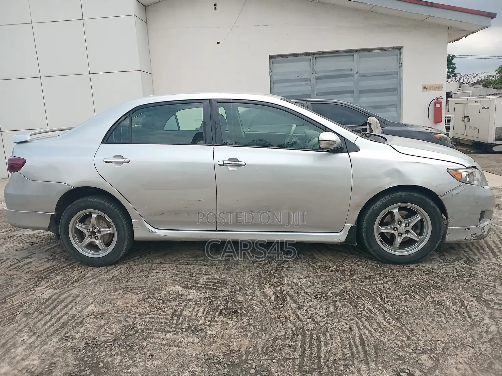 Toyota Corolla 2010 Silver
