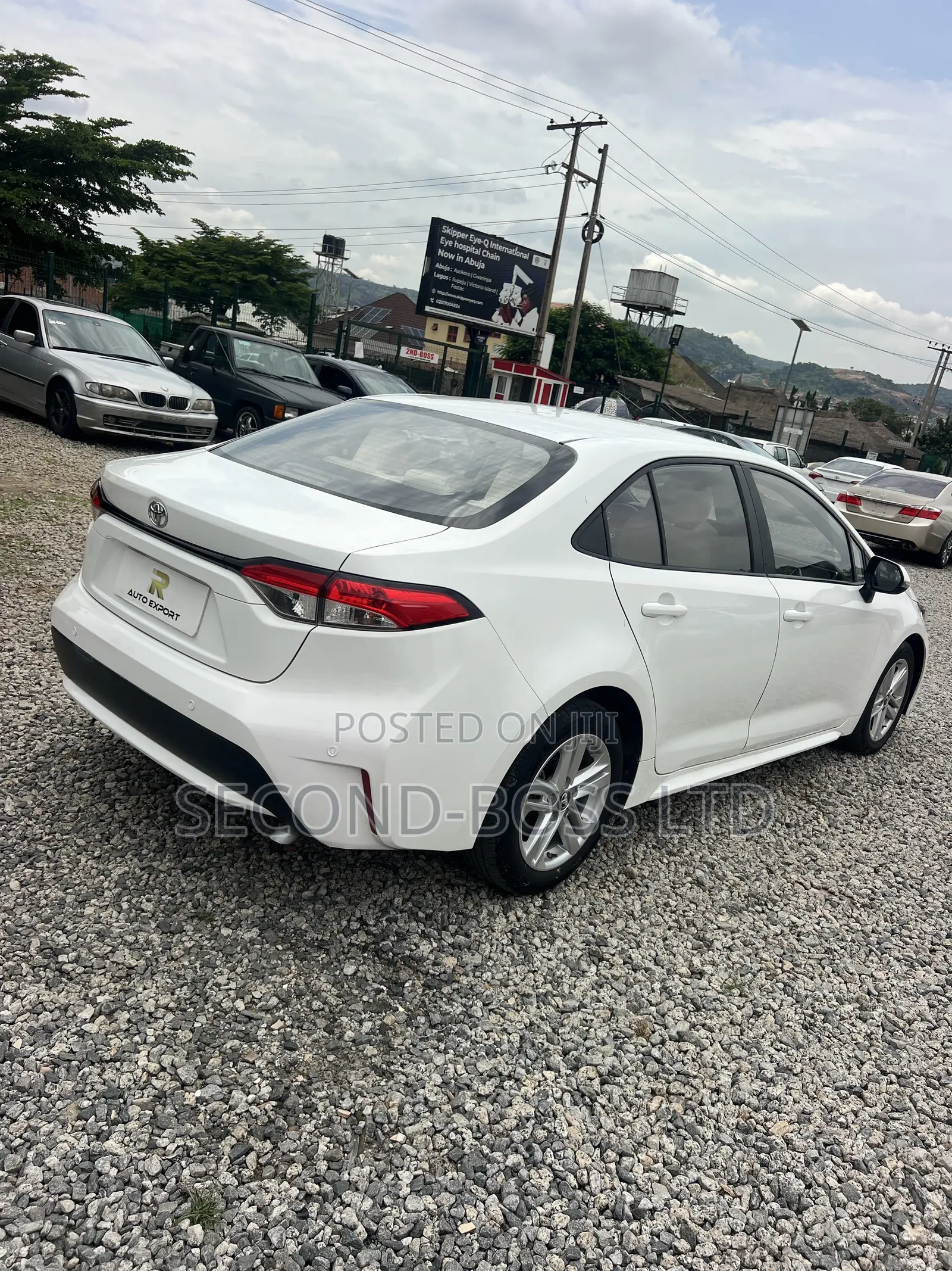 Toyota Corolla LE 2022 White