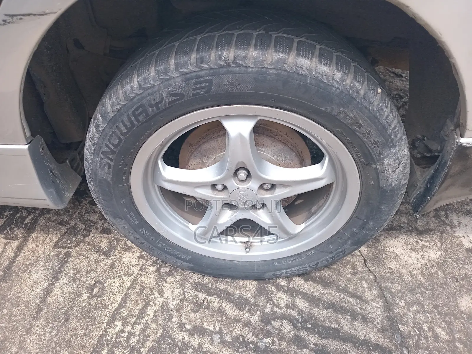 Toyota Corolla 2010 Silver
