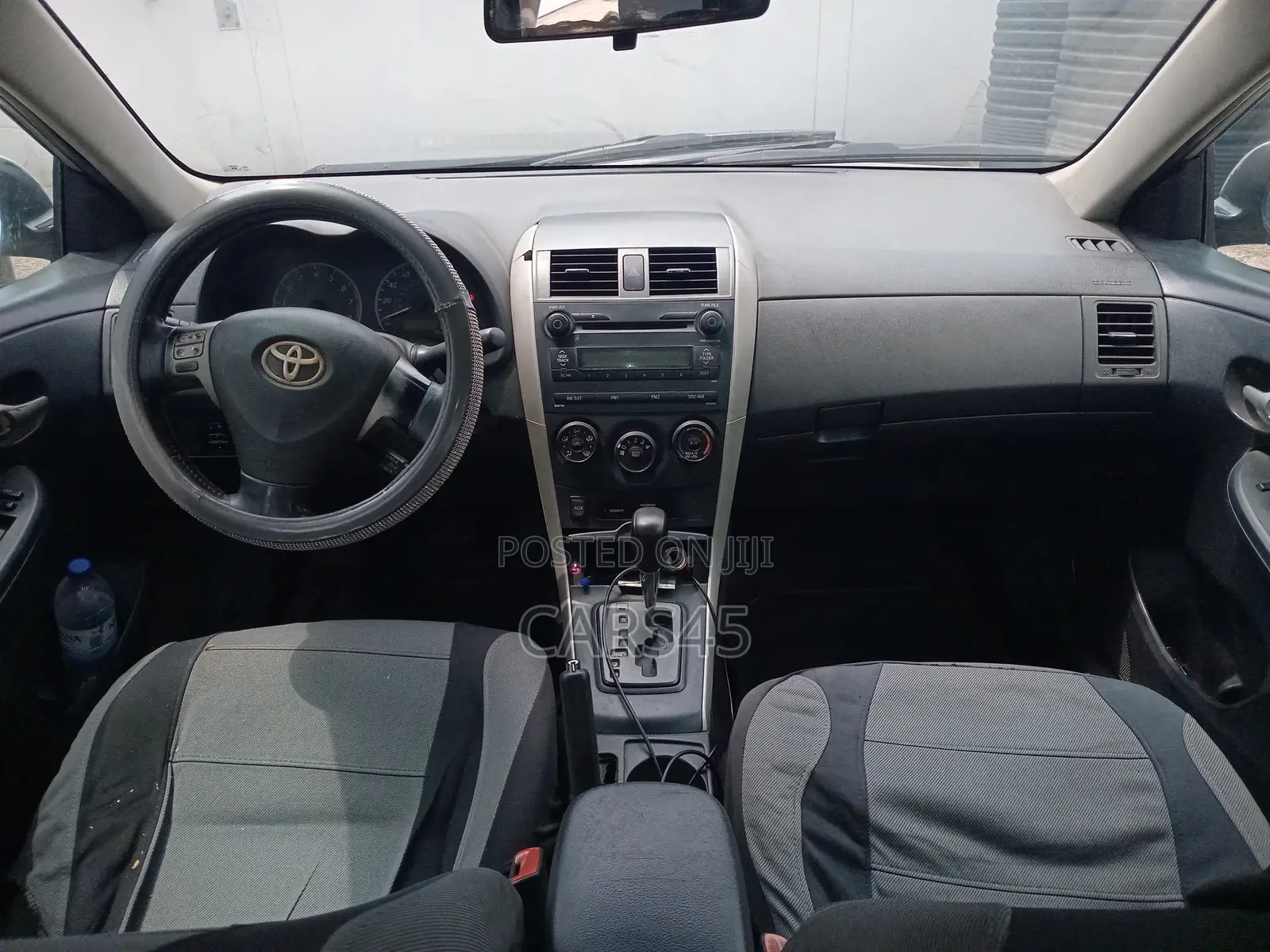 Toyota Corolla 2010 Silver