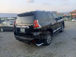 Toyota Land Cruiser Prado 2012 Black