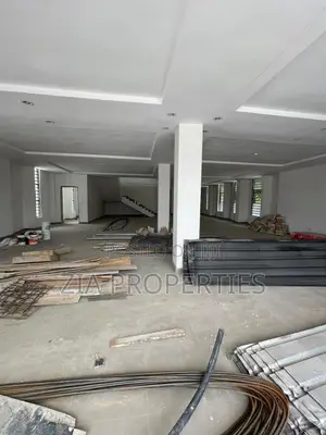 350sqm Commercial Space for Rent