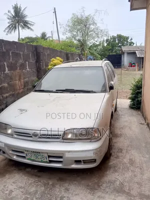 Nissan Primera 2.0 D Wagon 2000 Silver