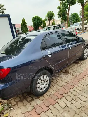 Toyota Corolla LE 2004 Blue
