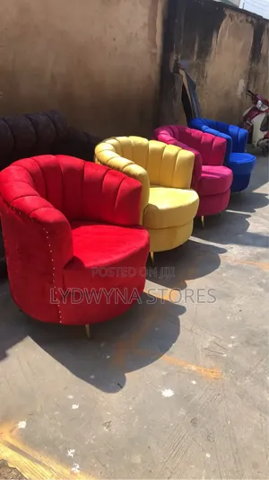 Standard Super Sweet High Grade Quality Handmade Sofa