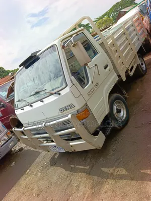 Foreign Used Toyota Dyna 100