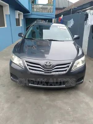 Toyota Camry 2011 Gray