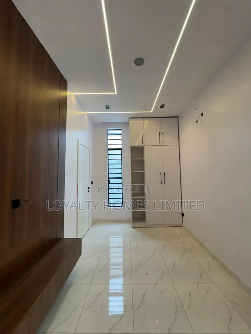 17-Bedroom Fully Functional Hotel