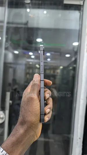 Samsung Galaxy Z Flip6 256 GB Black