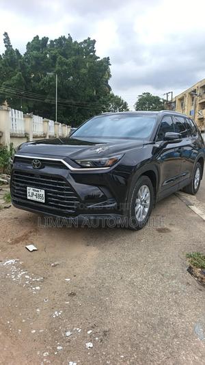 Toyota Highlander XLE FWD 2024 Black