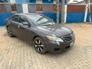 Toyota Camry 2011 Gray