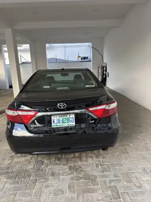 Toyota Camry SE 4dr Sedan (2.5L 4cyl 6A) 2015 Black