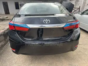 Toyota Corolla 2014 Black