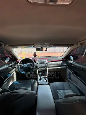 Toyota Camry LE 4dr Sedan (2.5L 4cyl 6A) 2013 Gray