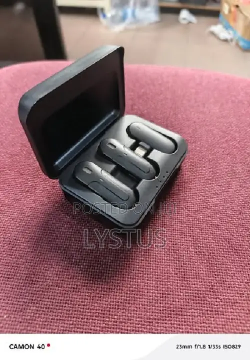M8 Wireless Lavalier Microphone