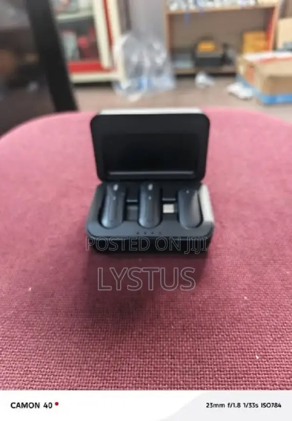 M8 Wireless Lavalier Microphone