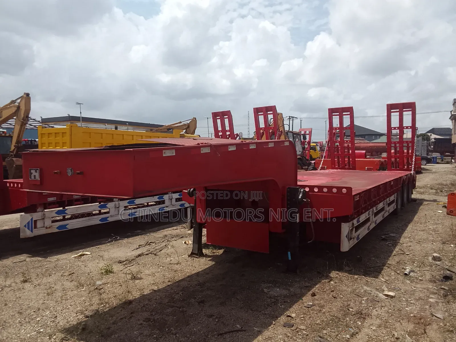 Lowbed 80 Tons Back Loading