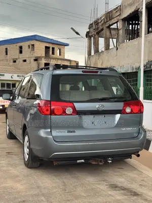 Toyota Sienna CE FWD 2006 Blue