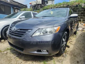 Toyota Camry 2009 Gray